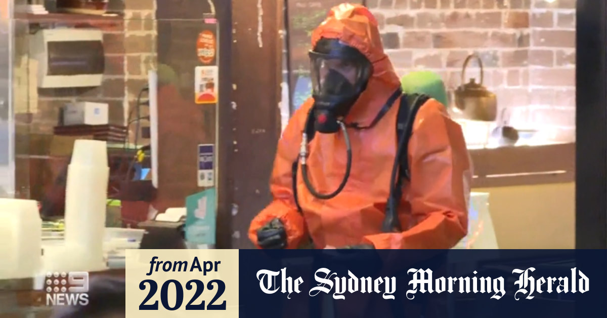 Video Acid allegedly thrown at woman's face